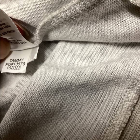 LulaRoe Tammy Top. Gray block pattern. Size Large - Picture 5 of 12